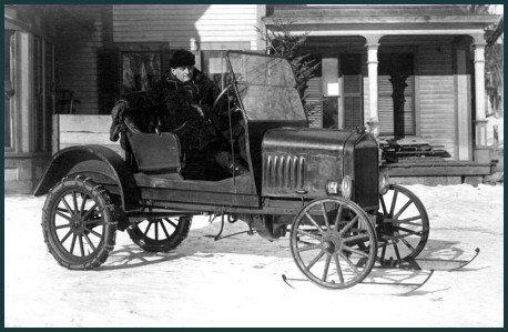 Model T Ford - Warner, NH.jpg (97475 bytes)